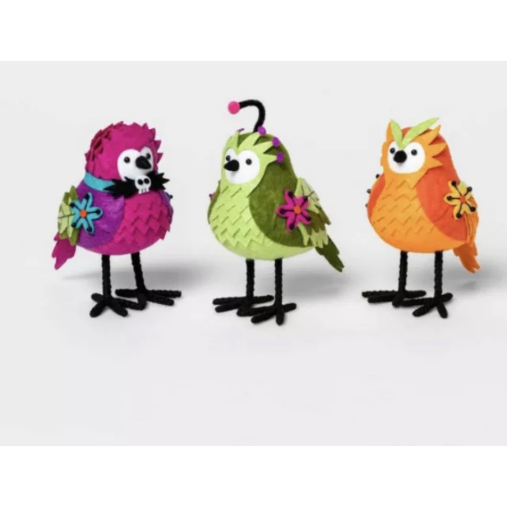 3x 2021 Hyde & Eek Ghoulish Garden Fabric Birds